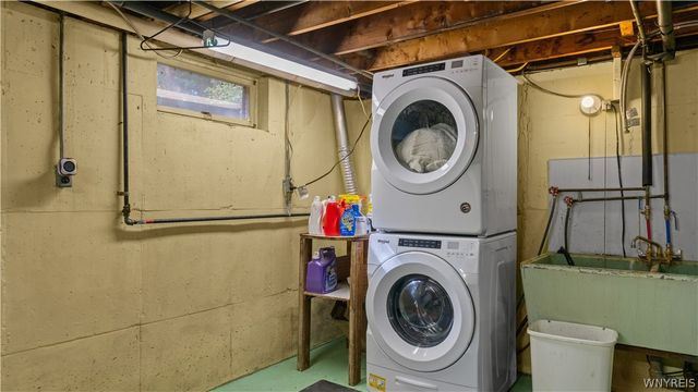 7409 Michael Road, Orchard Park, NY 14127