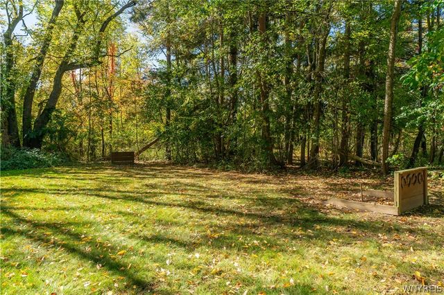 7409 Michael Road, Orchard Park, NY 14127