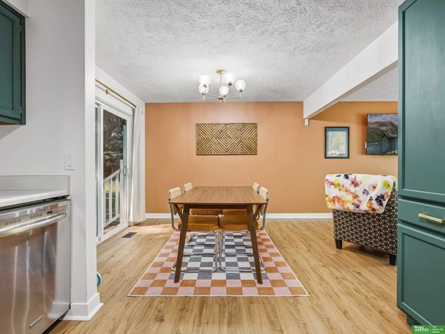 1917 N 152nd Plaza, Omaha, NE 68154