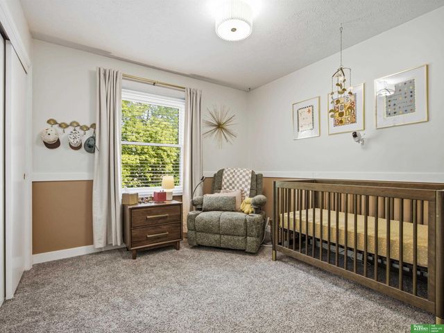 1917 N 152nd Plaza, Omaha, NE 68154