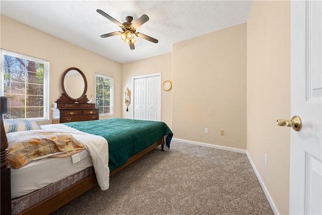 435 Cleveland Ferry Road, Fair Play, SC 29643