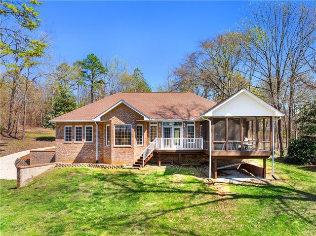 435 Cleveland Ferry Road, Fair Play, SC 29643