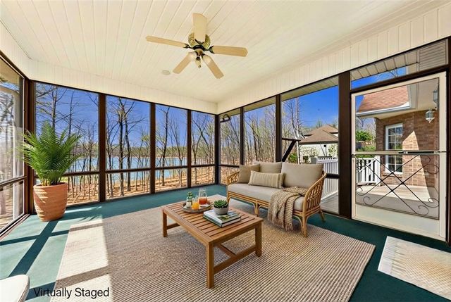 435 Cleveland Ferry Road, Fair Play, SC 29643