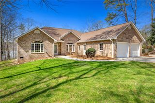 435 Cleveland Ferry Road, Fair Play, SC 29643