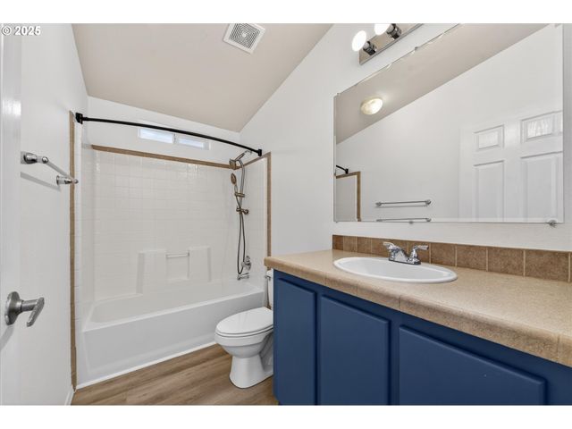 1680 Plum St, Baker City, OR 97814