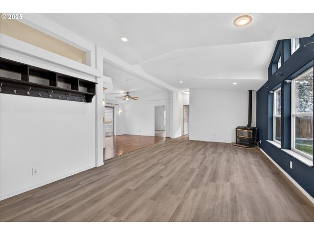 1680 Plum St, Baker City, OR 97814