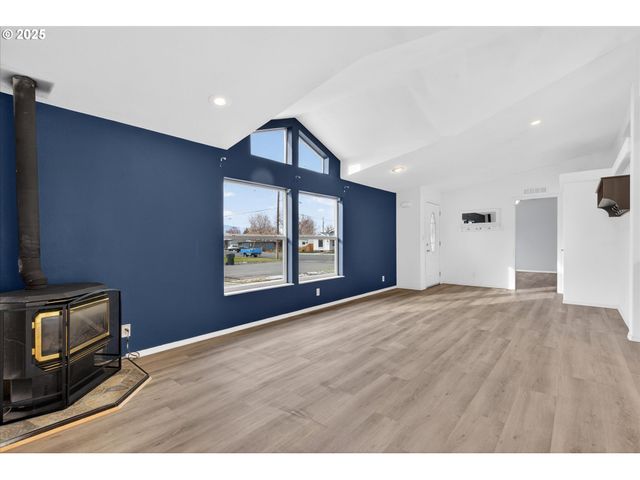 1680 Plum St, Baker City, OR 97814