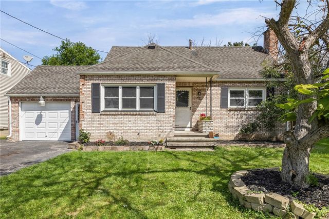 44 Rossmore Street, Gates, NY 14606