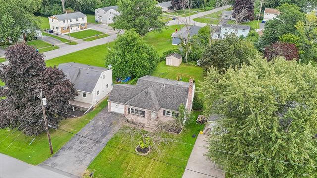 44 Rossmore Street, Gates, NY 14606