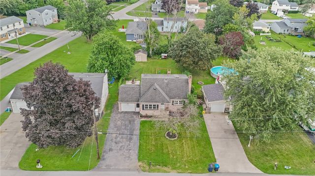 44 Rossmore Street, Gates, NY 14606