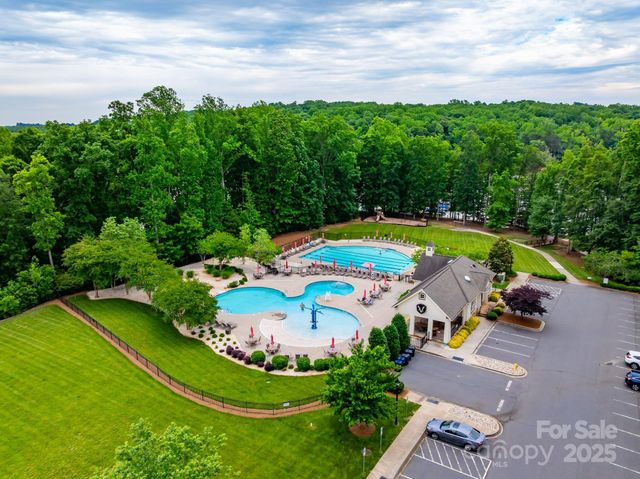 8830 Artesa Mill Lane, Charlotte, NC 28214