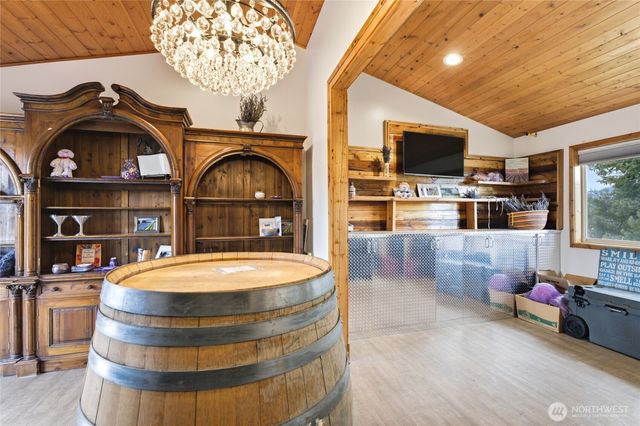 980 S Webb Place, East Wenatchee, WA 98802