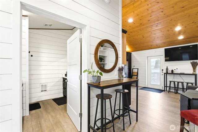 980 S Webb Place, East Wenatchee, WA 98802