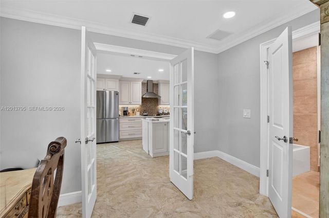 8749 Belle Aire Dr, Boca Raton, FL 33433