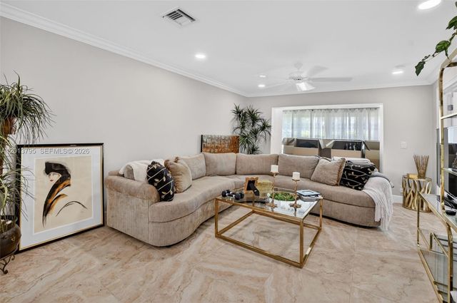 8749 Belle Aire Dr, Boca Raton, FL 33433