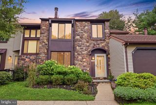 132 WINDHAM CT, Newtown, PA 18940