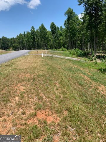 345 Twisted Oak Road, Talking Rock, GA 30175