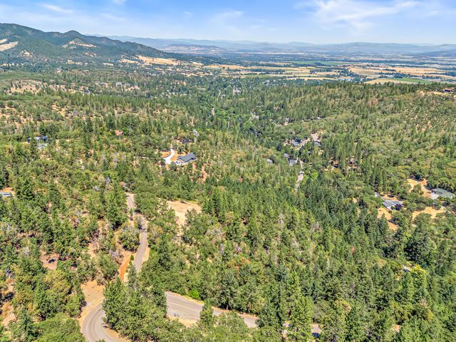 254 Juanita Way, Jacksonville, OR 97530