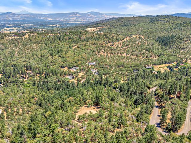 254 Juanita Way, Jacksonville, OR 97530