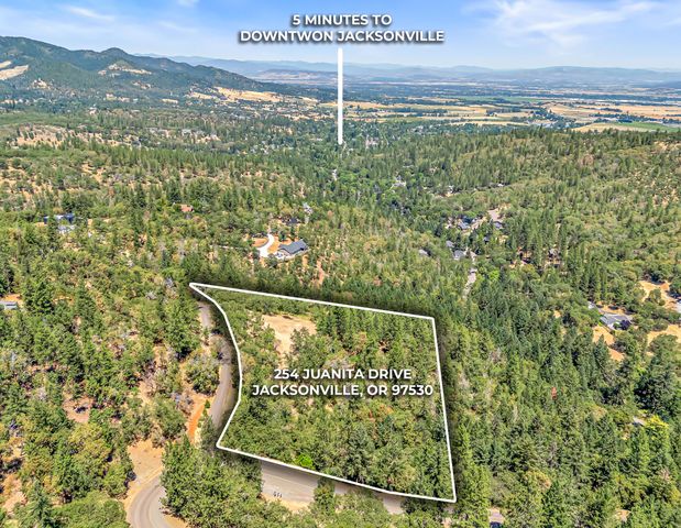 254 Juanita Way, Jacksonville, OR 97530