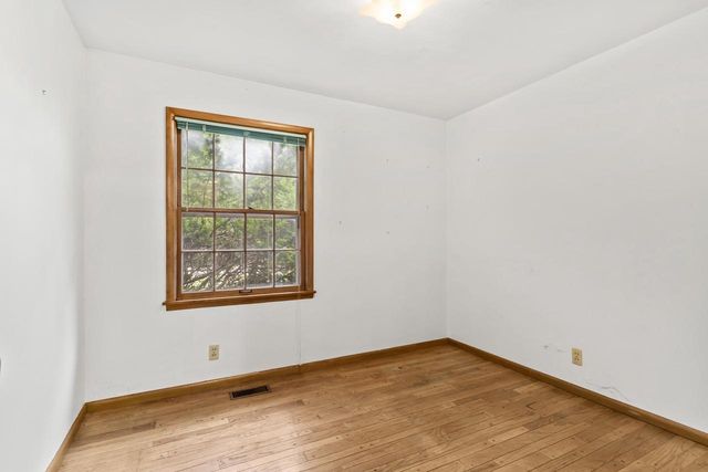 1905 N ALEXANDER STREET, Appleton, WI 54911
