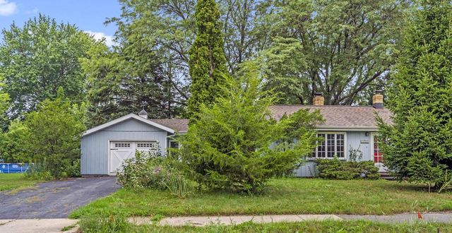 1905 N ALEXANDER STREET, Appleton, WI 54911