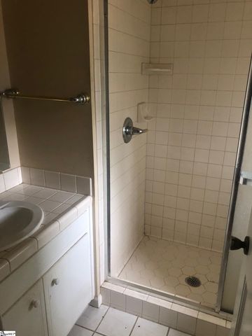 105 Forestdale Drive, Boiling Springs, SC 29316