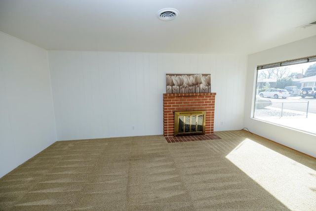 1405 Theo Ave, Modesto, CA 95350