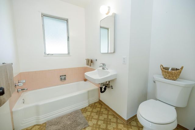 1405 Theo Ave, Modesto, CA 95350