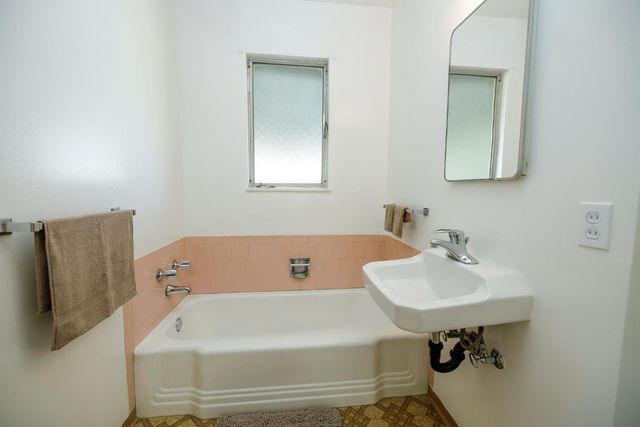 1405 Theo Ave, Modesto, CA 95350