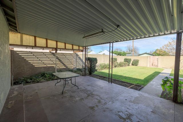 1405 Theo Ave, Modesto, CA 95350