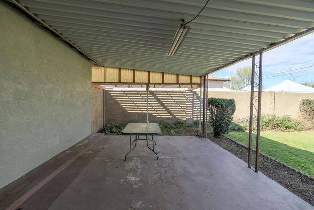 1405 Theo Ave, Modesto, CA 95350