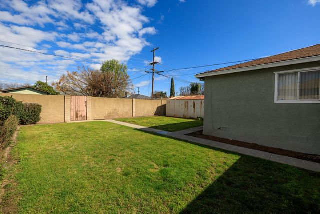 1405 Theo Ave, Modesto, CA 95350