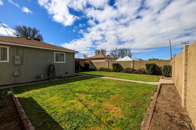 1405 Theo Ave, Modesto, CA 95350