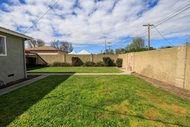 1405 Theo Ave, Modesto, CA 95350