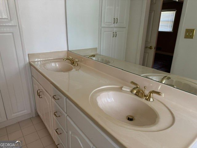 340 SW Lisa Court, Atlanta, GA 30311