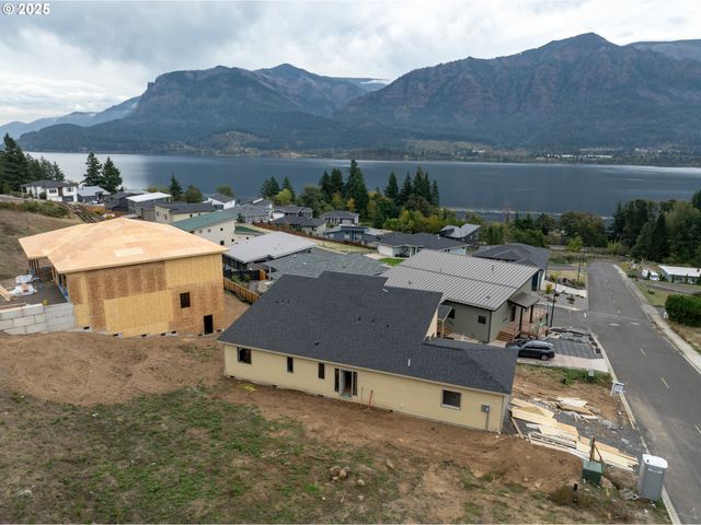 344 Ne LUTHERAN CHURCH Rd, Stevenson, WA 98648