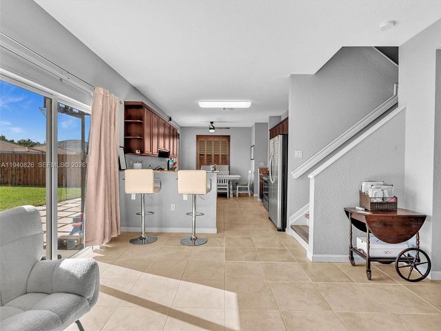 625 SE 30th Ter, Homestead, FL 33033