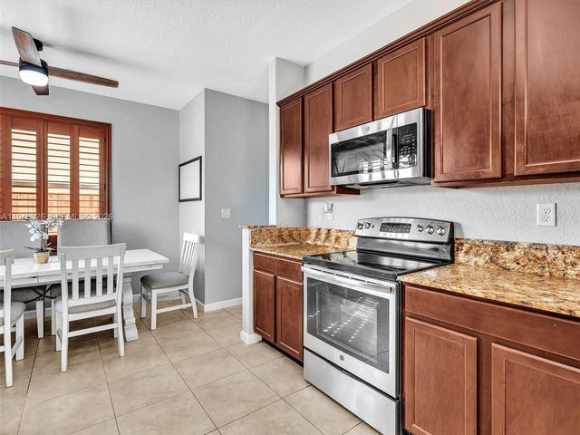 625 SE 30th Ter, Homestead, FL 33033