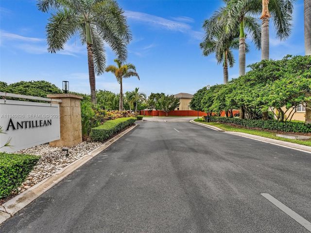 625 SE 30th Ter, Homestead, FL 33033