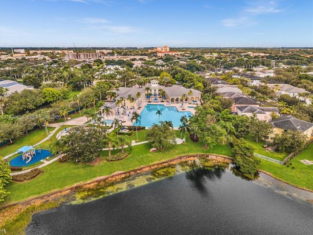 625 SE 30th Ter, Homestead, FL 33033