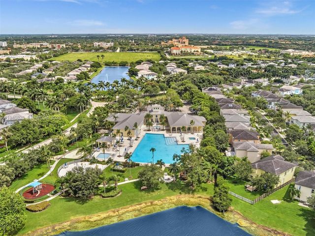 625 SE 30th Ter, Homestead, FL 33033