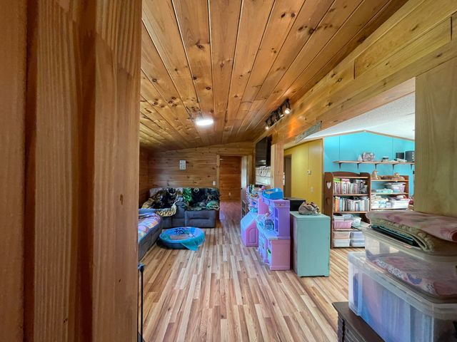 19 Back Ashuelot Road, Winchester, NH 03470