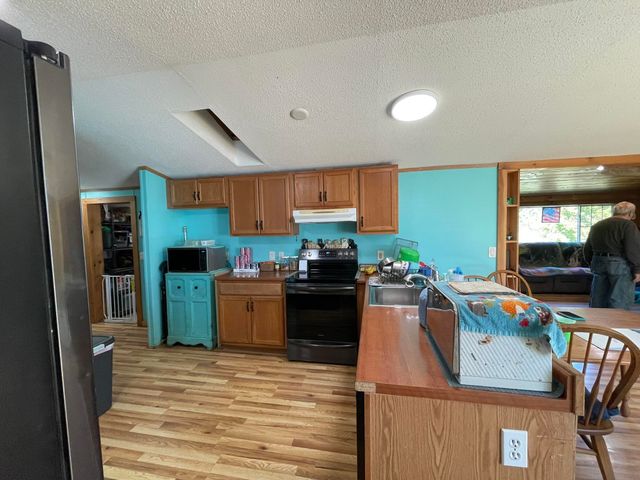 19 Back Ashuelot Road, Winchester, NH 03470