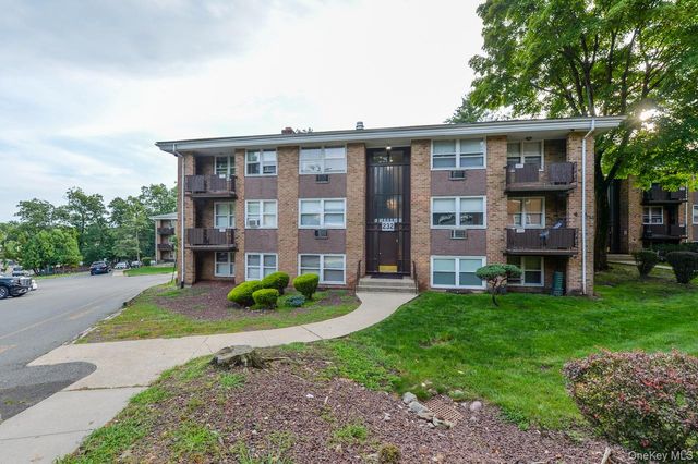 232 Kearsing Parkway G, Monsey, NY 10952