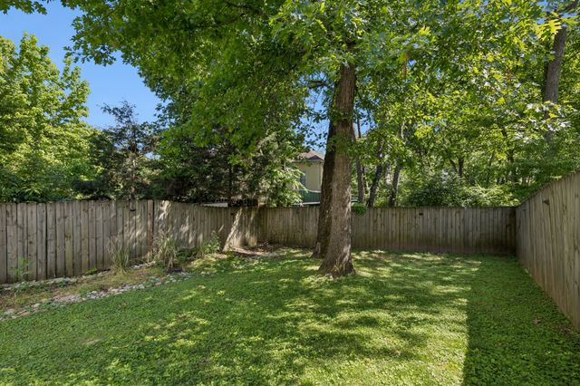 1605A Stokes Ln, Nashville, TN 37215