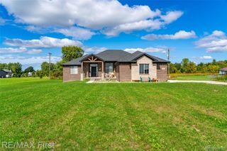7065 Dryden Road, Almont Township, MI 48003