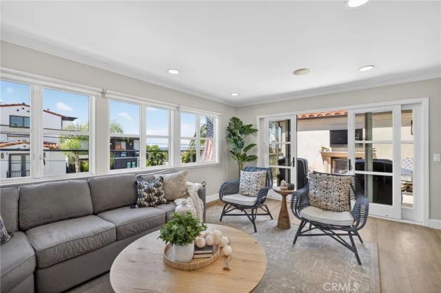 1001 4th, Hermosa Beach, CA 90254