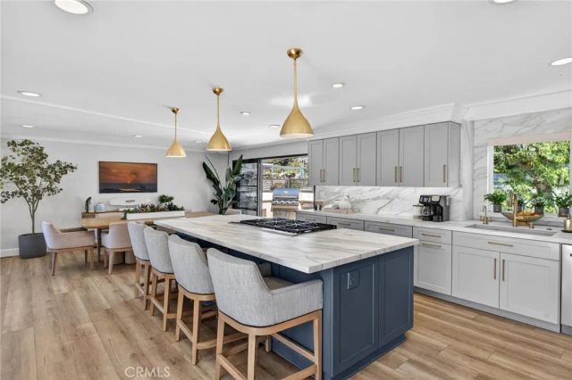 1001 4th, Hermosa Beach, CA 90254