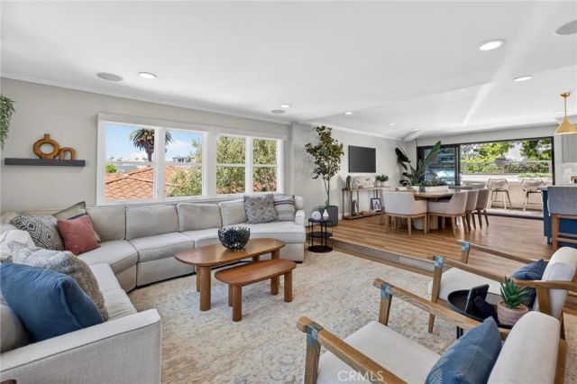 1001 4th, Hermosa Beach, CA 90254